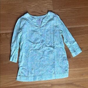 Vineyard Vines top